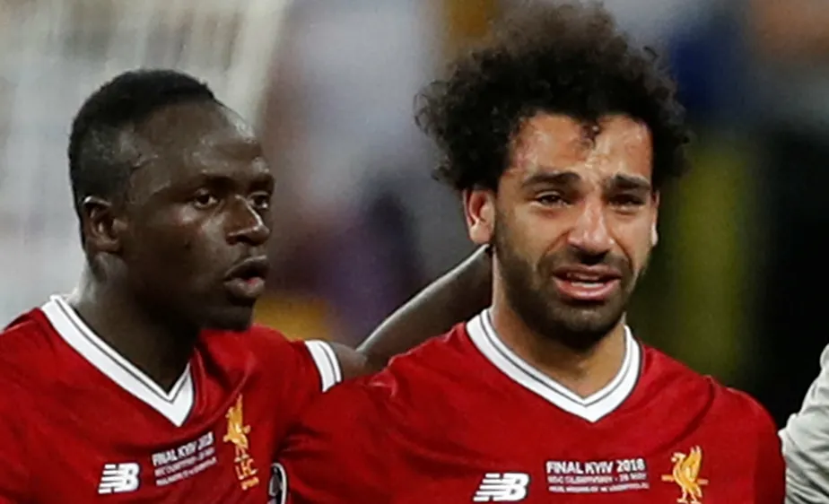 Salah toma decisão de deixar o Liverpool e se emociona: “Nunca caminharei sozinho”